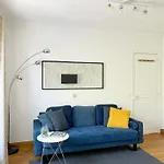 Appartement Parisien A 1 Minute Du Metro 6